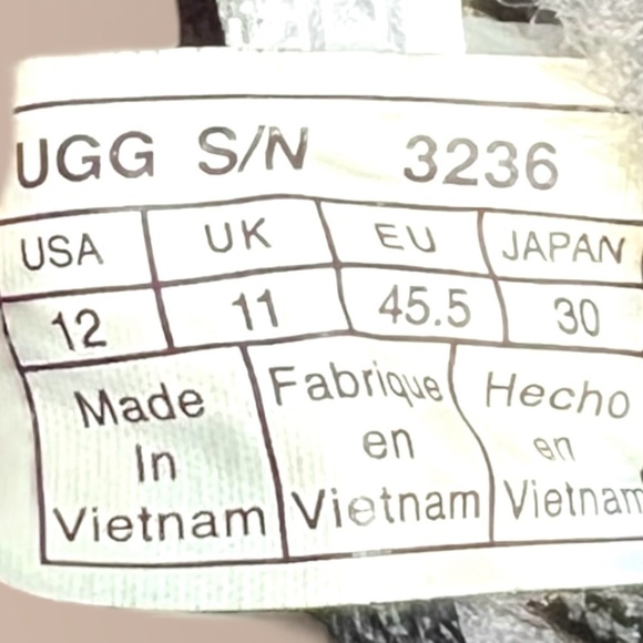 🌻UGG Black Suede Neumel Lace-Up Chukka Boots Men's Size 12 - Picture 10 of 10